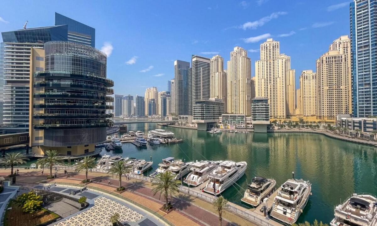 Marina 1 Bdr, Pool And Gym, Close To Metro *